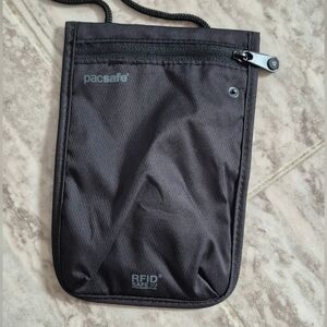 Pacsafe Charcoal Anti-Theft Pouch